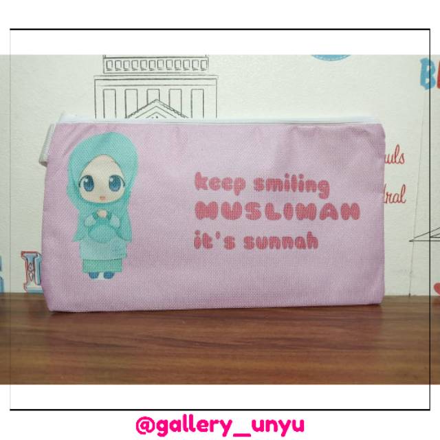 

TEMPAT PENSIL MUSLIMAH