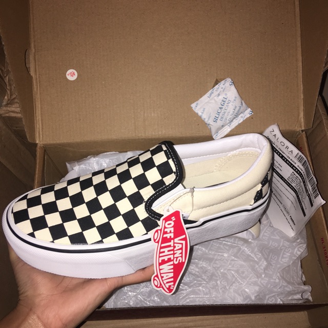 vans checkerboard slip on platform