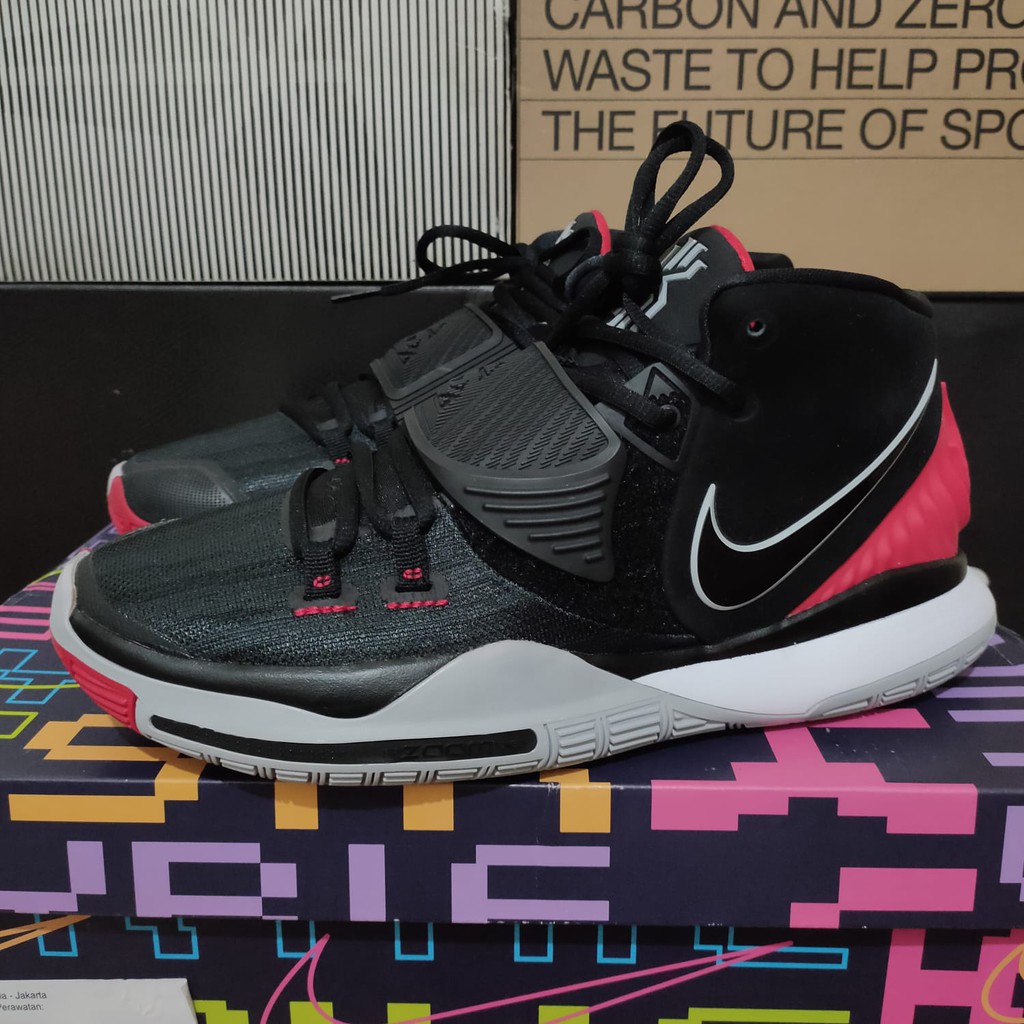 Preloved Sepatu Basket Nike Kyrie 6 'Bred' Original
