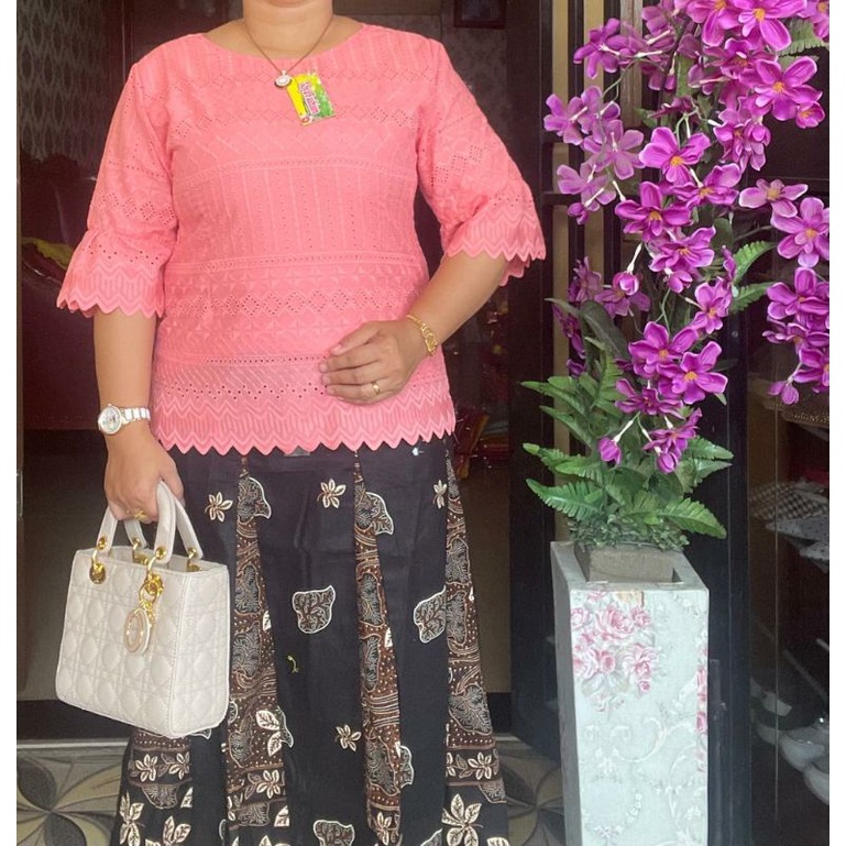 blus Katun bolong