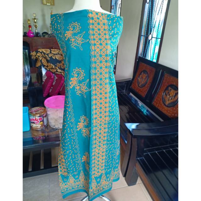 Batik Khas Banyuwangi Motif Kopi Pecah Rucuk Bung