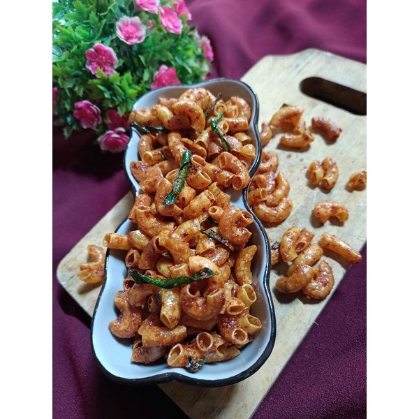 

Makaroni Pedas Gurih/original daun jeruk