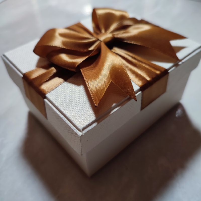 Kotak Kado Cream Pita Coklat Hardbox