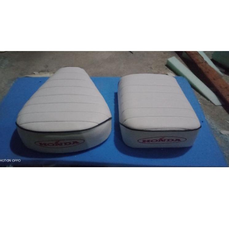[titleawal] jok-sadel-jhok jok pisah 1 set depan belakang honda c70 c50 grand jok pispot c50 - jok C