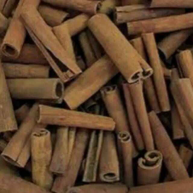 

Kayu manis 99 /rempah /cinnamon stick/ cassia dari pegunungan meratus- Kalimantan Selatan 100gram