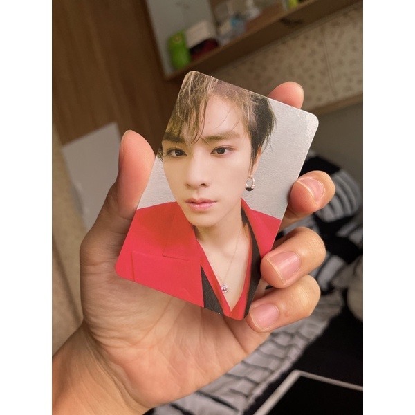 Photocard PC Xiaojun & Johnny Arrival Ver. Resonance pt.2 (PC XIAOJUN ADA SLIGHT DAMAGE)