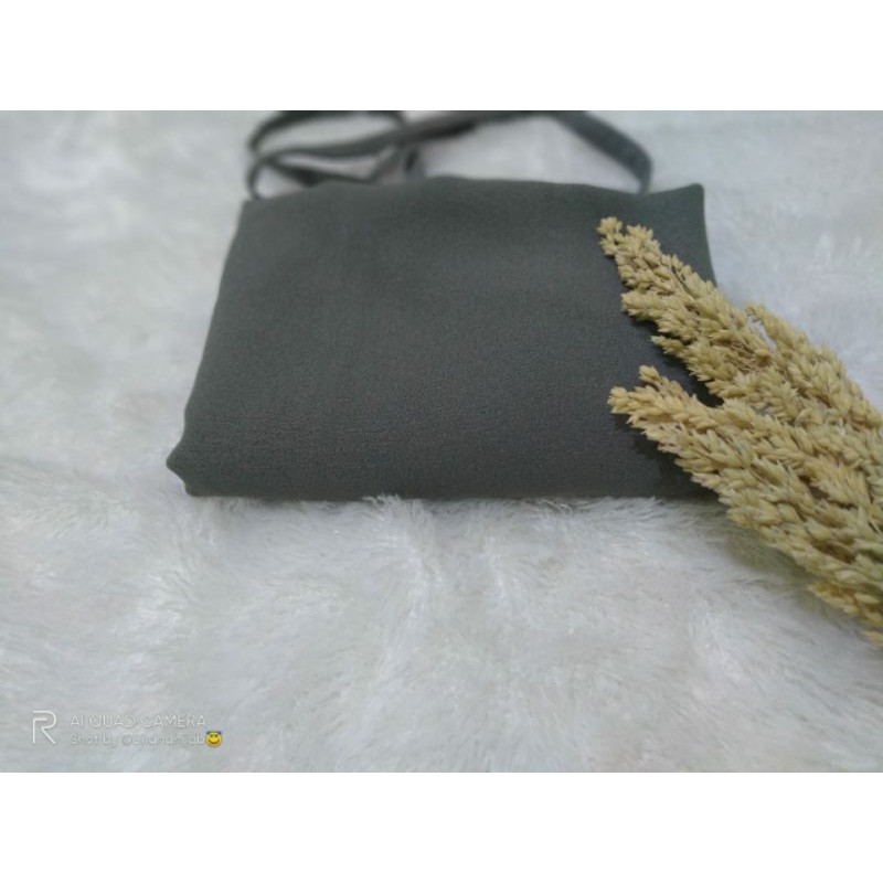 Kerudung Bergo Maryam Tali Non Pet Moscrepe Premium Hijab Instan Jilbab Instant Krudung Polos-Abu semen