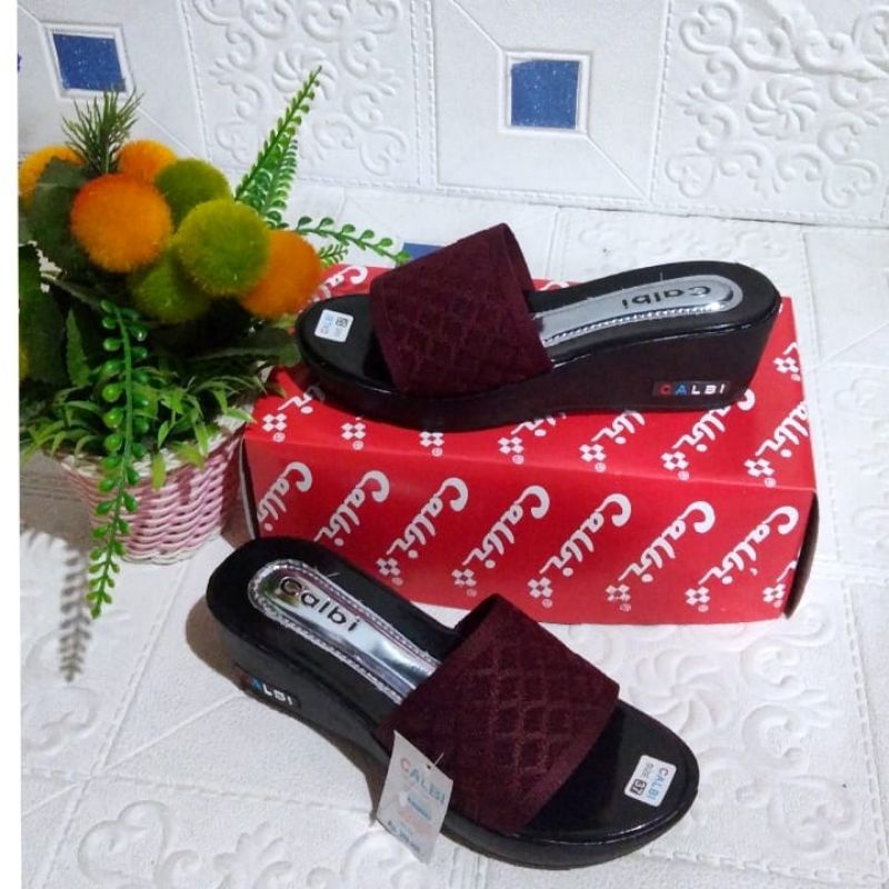 sandal cewek wedges calbi hak 5cm-Wedges rajut maron