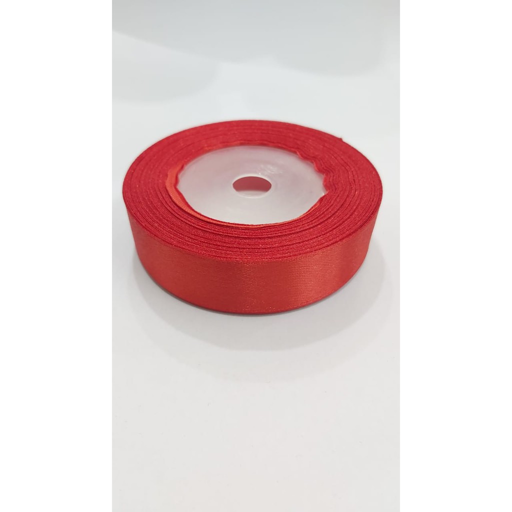 

Satin 2cm merah panjang 20 yard