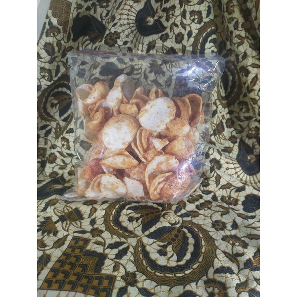 

Krupuk pedas manis