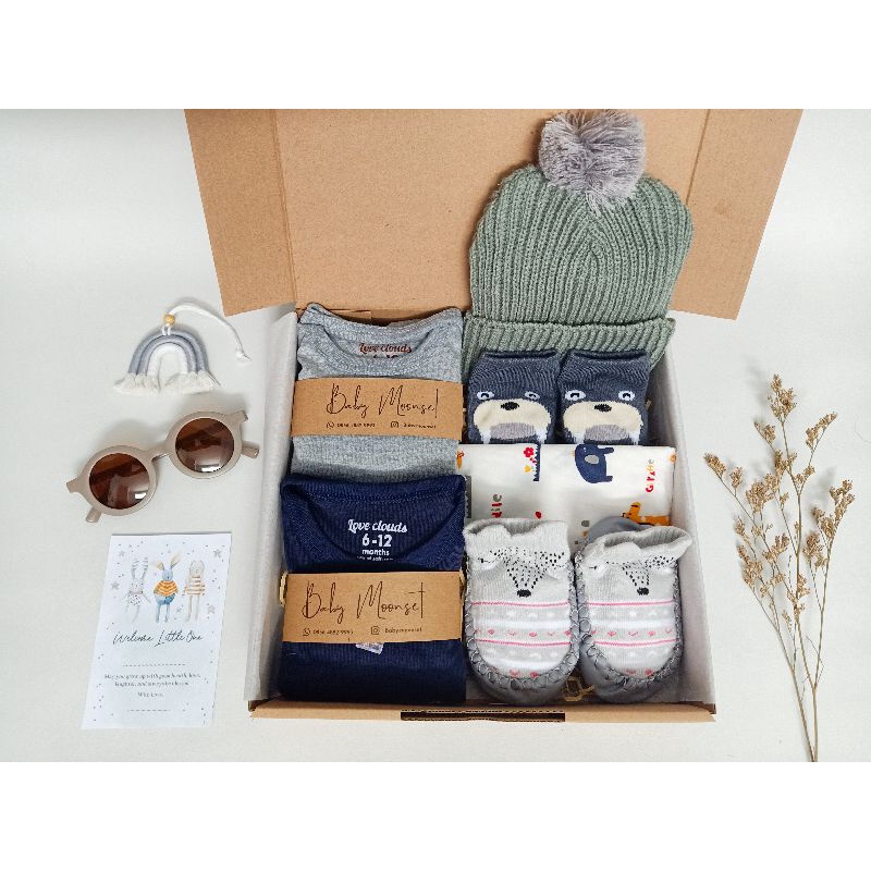 hampers bayi premium kado bayi anak murah set baju anak perempuan kado bayi perempuan jumper set selimut bayi kacamata bayi by baby moonset