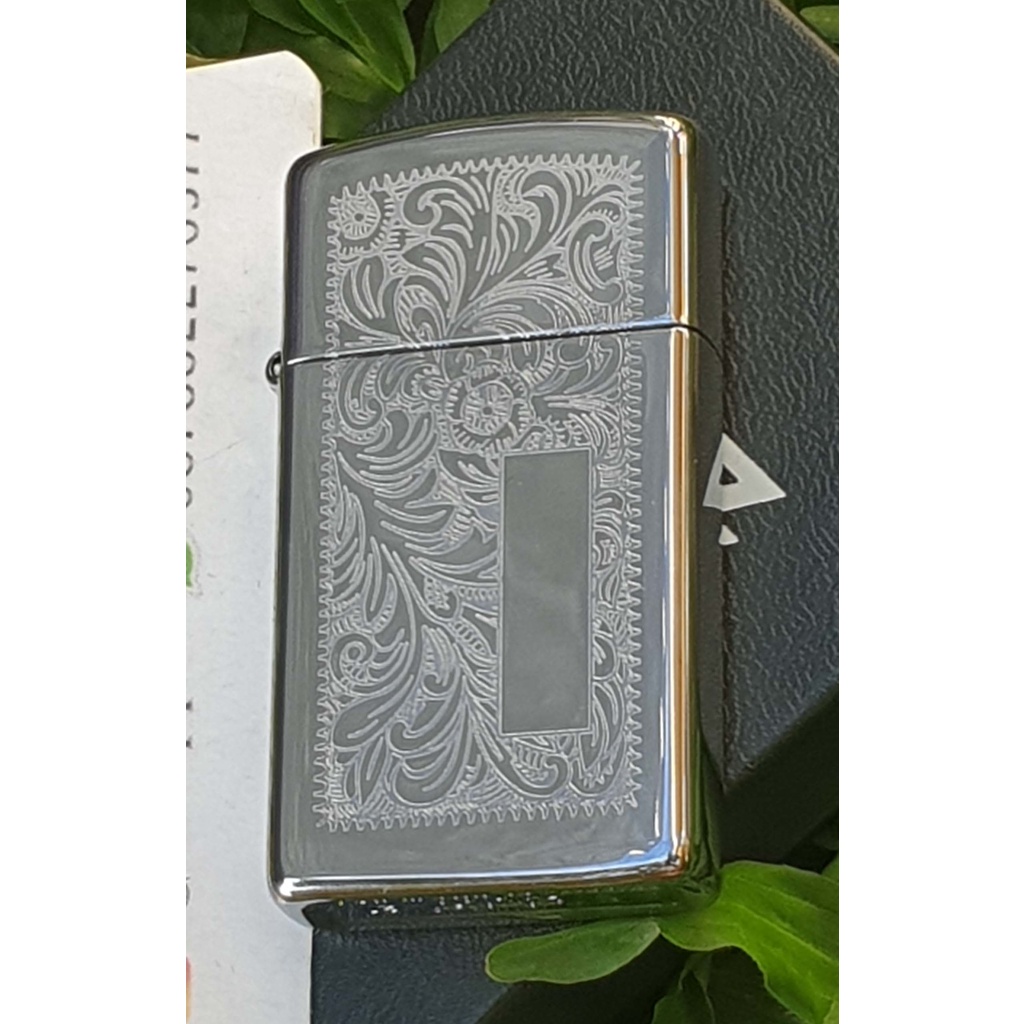 Zippo Slim Venetian High Polish Chrome