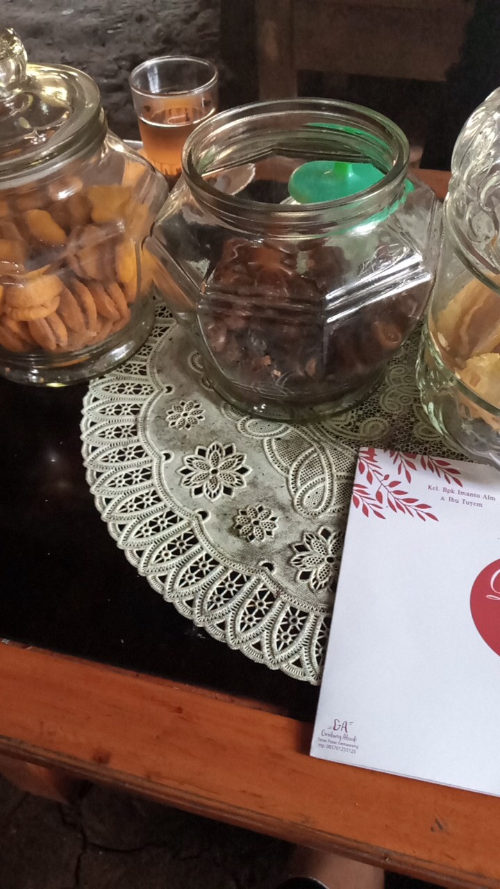 Maura Couple - Sania Ruffle Batik Couple Ori Ndoro Jowi Garansi Termurah Shopee - Batik Modern Solo