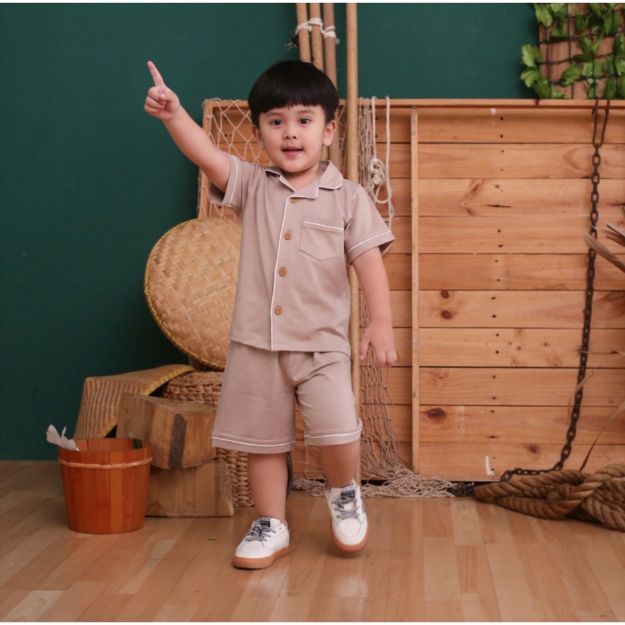 Bamboo and Bub - Riku Set Pyjamas Pajamas - Baju Lengan Kaki Pendek Button Shirt Short Baju Rumahan Bambu Adem Anak Bayi Baby