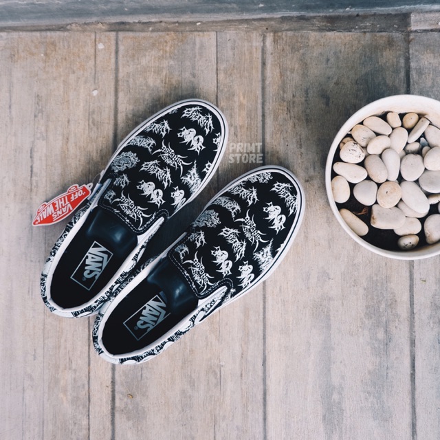 vans slip on bones