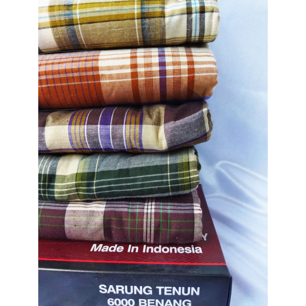 SARUNG TENUN DEWASA MOTIF ATLAS