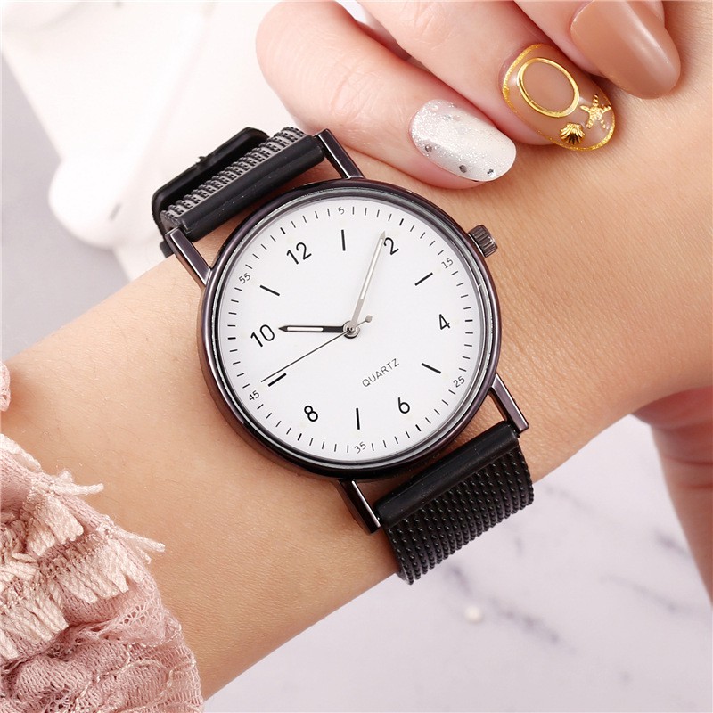 Jam Tangan Analog Quartz Strap Rantai Pasir Untuk Pria Dan Wanita Casual Fashion Import