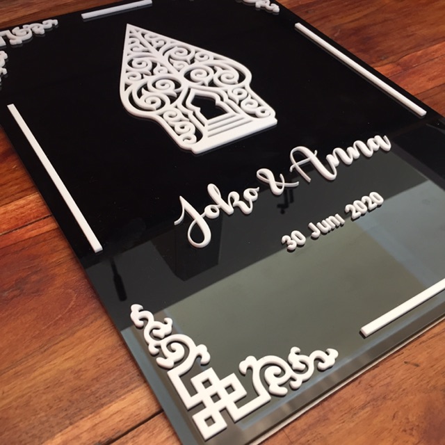 Mahar Akrilik grafir timbul custom backround hitam