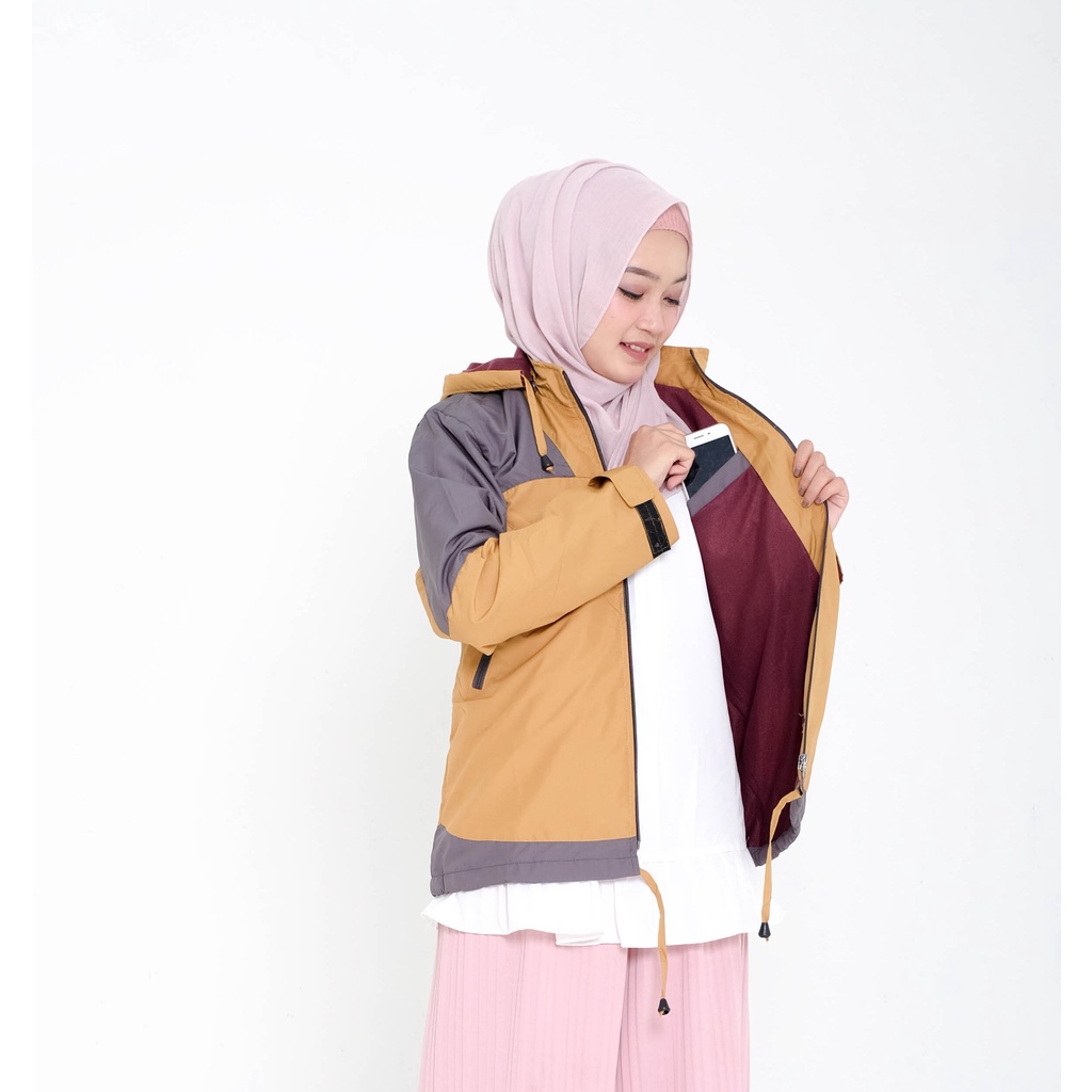 Justrue Jaket Gunung Wanita Waterproof Jaket Hiking Touring Adventure Kuning