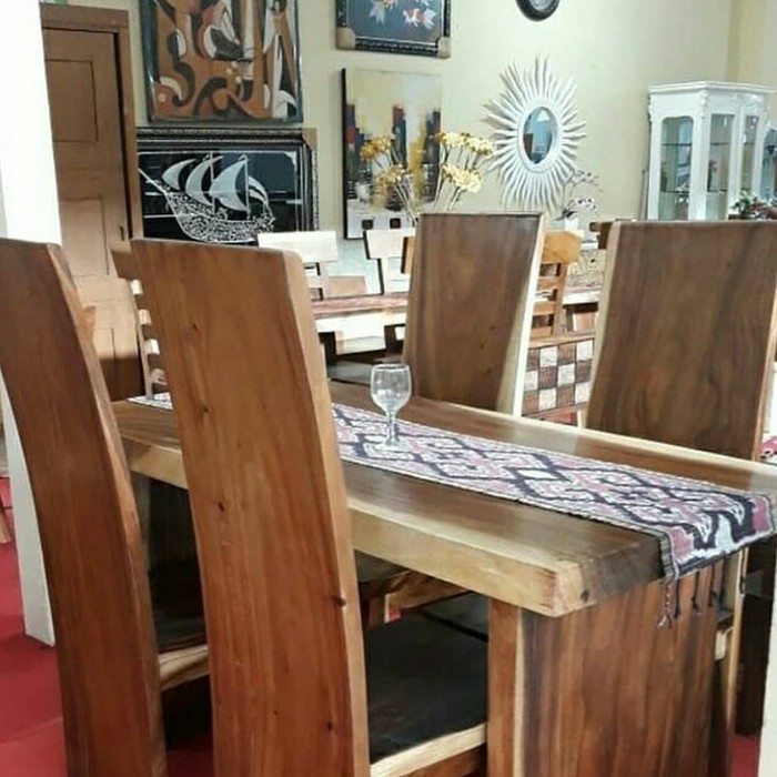 Meja tamu minimalis kayu trembesi