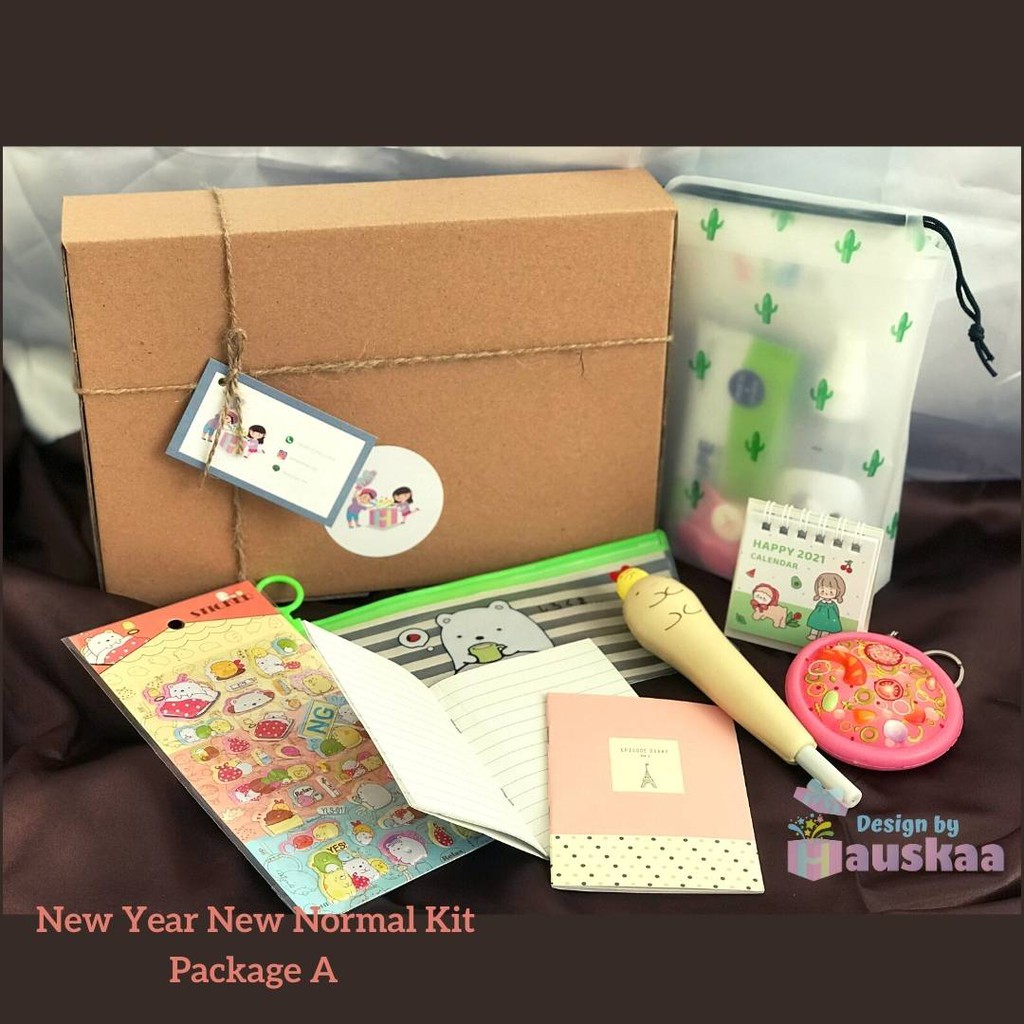 

Hampers Gift Box Bingkisan Hadiah Kado Anak New Year New Normal Package A