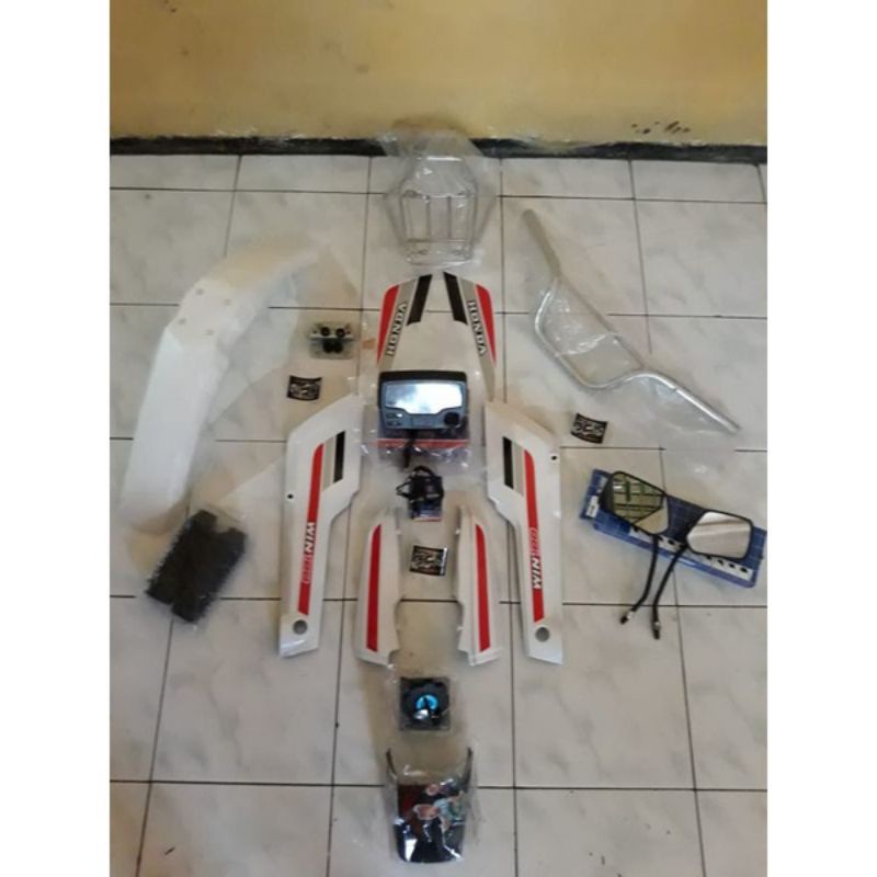 paket hemat cover body dan aksesoris honda win
