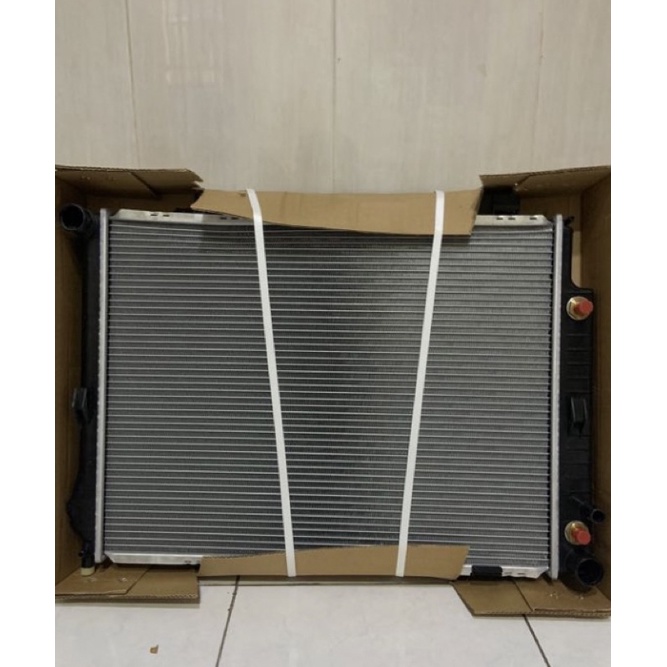 radiator mercy w202 c180 w202 c200 w202 c230