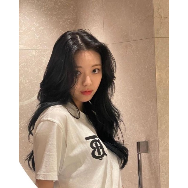 [BOOKED] Icy Pout Yuna, Not Shy green Yuna, Garpol Yuna, bg kuning Yuna