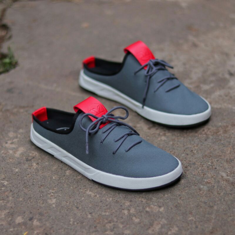 WALKER x SUARES - SANDAL BUSTONG PRIA SLOP TUTONG COWOK GAYA TRENDY TERBARU MURAH TERLARIS WARNA HITAM NAVY ABU // Sendal Slide Pria Casual
