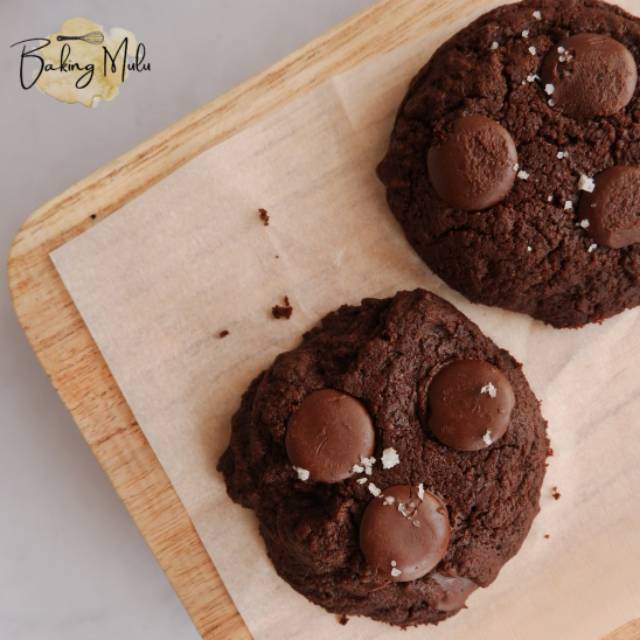 

Double Dark Chocolate Soft Cookies (Isi 10 pcs)