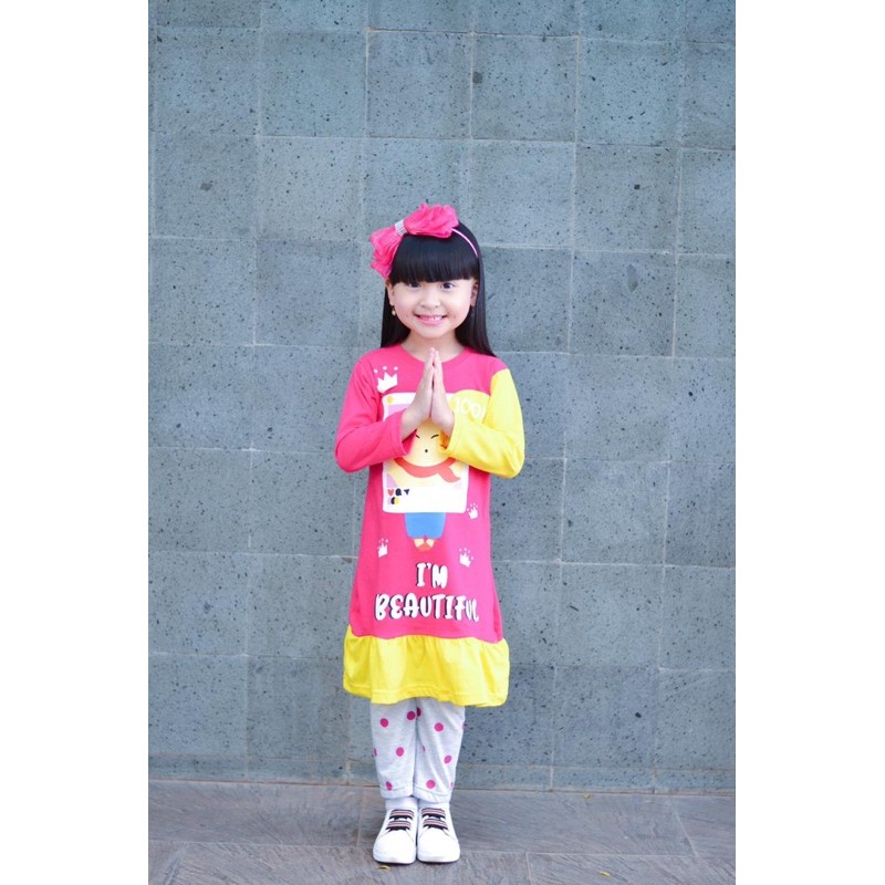 SET TUNIK AISYAH BY ZUPER KIDS SIZE 4-12 T bahan nggak jauh beda dengan tunik jovanka atau blooms ya