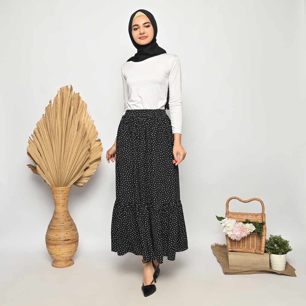 VIP COUTURE Latifa Skirt