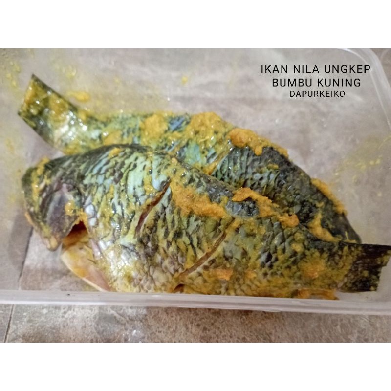 

ikan nila ungkep bumbu kuning wangi daun jeruk