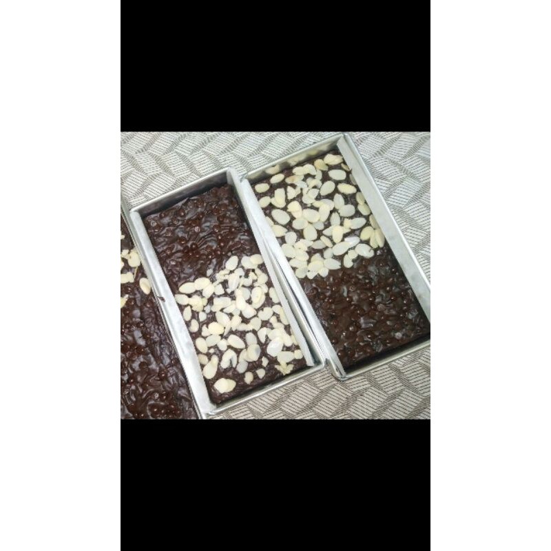 

Fudgy Brownies Choco Almond