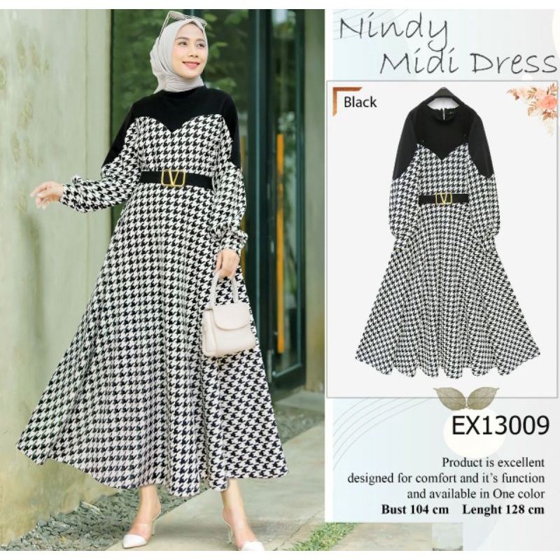 Nindy Midi Dress by Extu