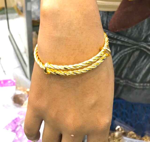 Gelang tangan wanita//gelang serut //gelang bangle bisa di atur besar kecil//gelang