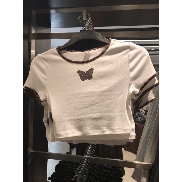 H&M womens - Kaos / T-shirt butterfly motif leopard crop top oversized fit
