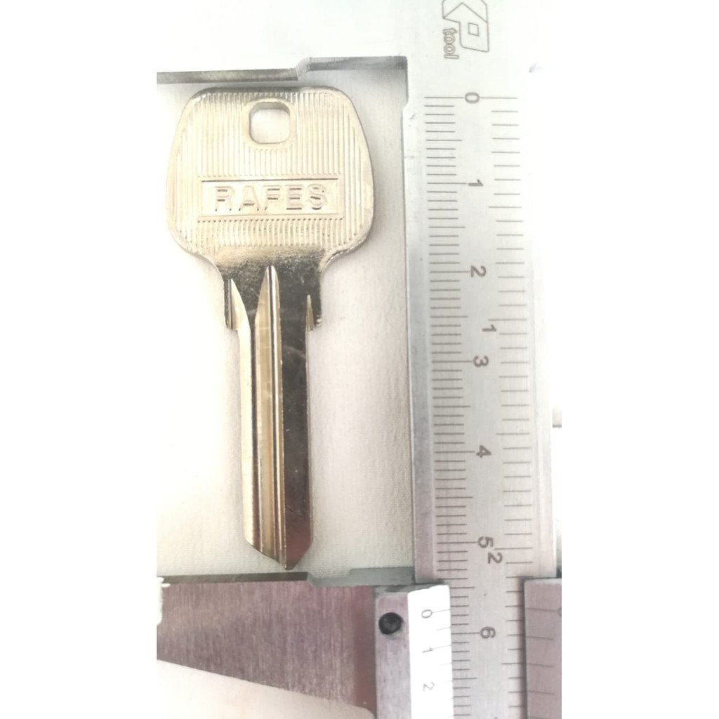 Bahan Kunci Pintu RAFES PLAT