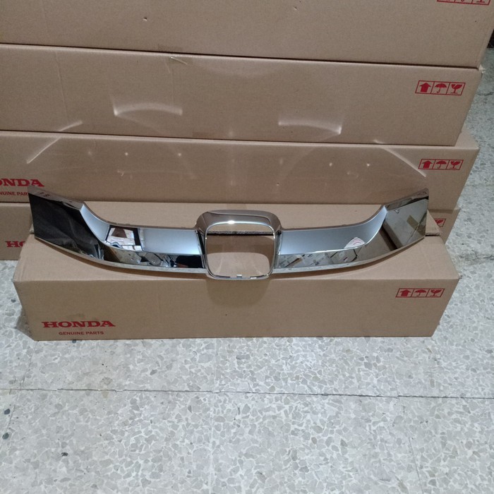 List Grill Chrome HND Mobilio E 2014-2016 Genuine