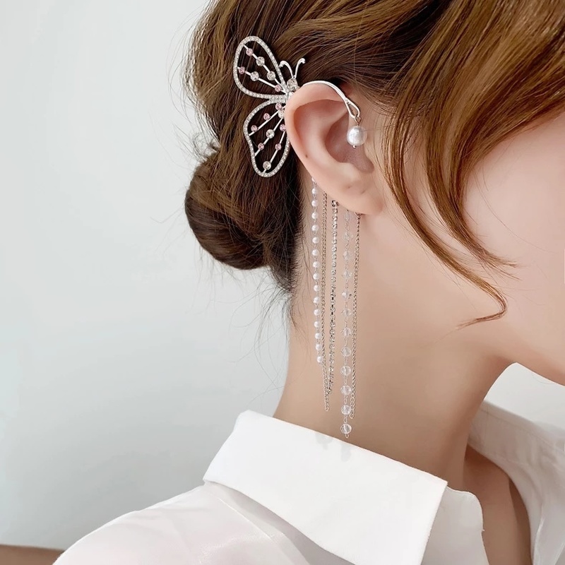 1pc Anting Rumbai Panjang Bentuk Kupu-Kupu Aksen Mutiara Dan Berlian Imitasi