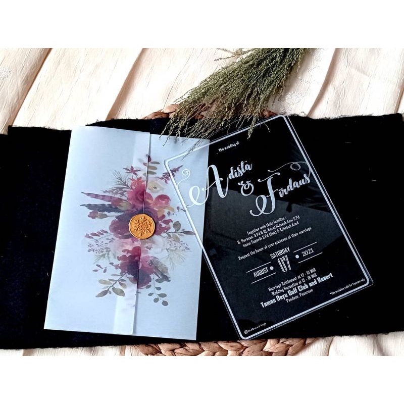 undangan akrilik/acrylic invitation/kartu undangan akrilik/undangan akrilik murah/undangan pernikaha