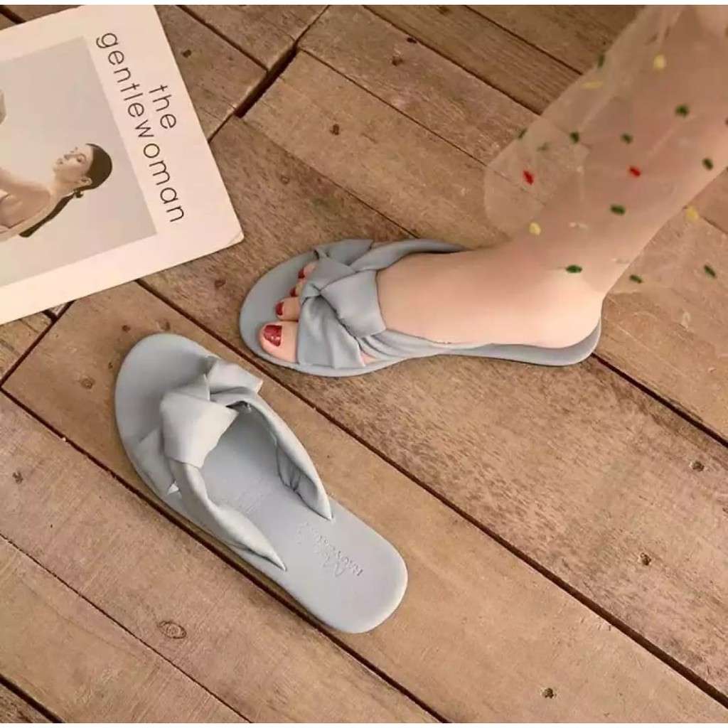 Sandal teplek sintesis / sandal teplek wanita bendul