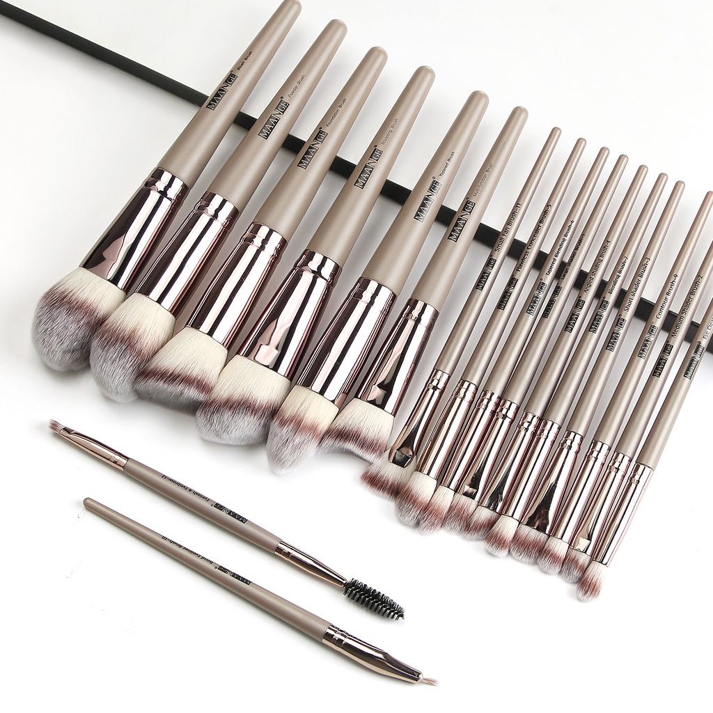 MAANGE 18 Pcs/Set Makeup Brush Set Rambut Lembut Fluffy Bag Kuas Kosmetik Blush On Bubuk Concealer Eyeshadow Blending Sikat Besar Alat Kecantikan Untuk Wanita5810