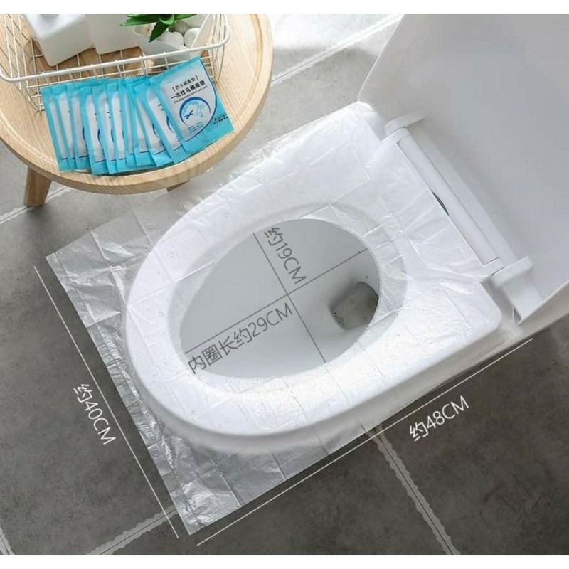 Plastik Alas Toilet / Travel Toilet Seat Cover / Plastik Tatakan Dudukan WC