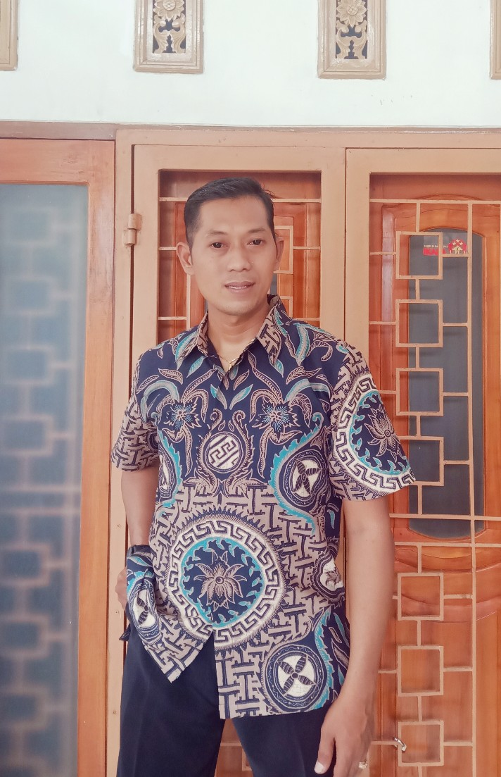 Dinasti Mocca Kemeja Batik Pria Lapis Furing Katun Primisima Batik Solo Batik Pria Eksklusif