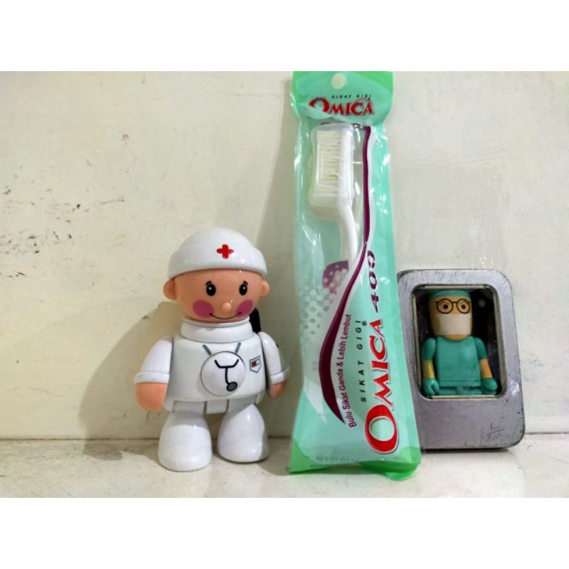OMICA 400 sikat gigi dewasa