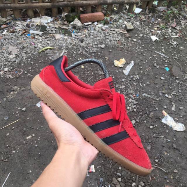 adidas bermuda red black