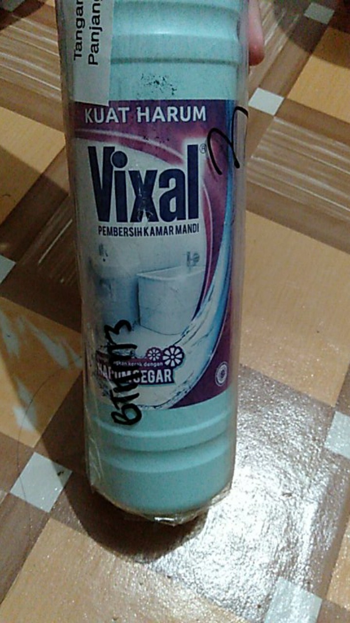 Vixal Pembersih Porselen 780 Ml / Pembersih Toilet Kamar Mandi, Keramik 780 Ml