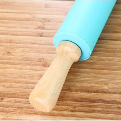 Rolling pin silicone with solid wood handle roller cake baking kue gilingan