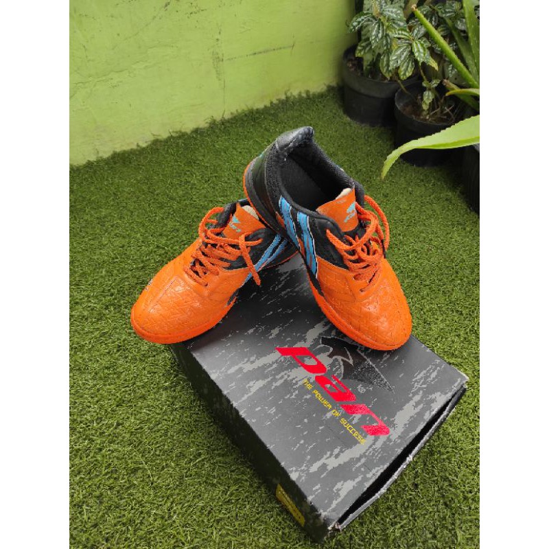 sepatu futsal pan vigor original